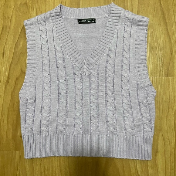 Shein sweater vest - Picture 1 of 6